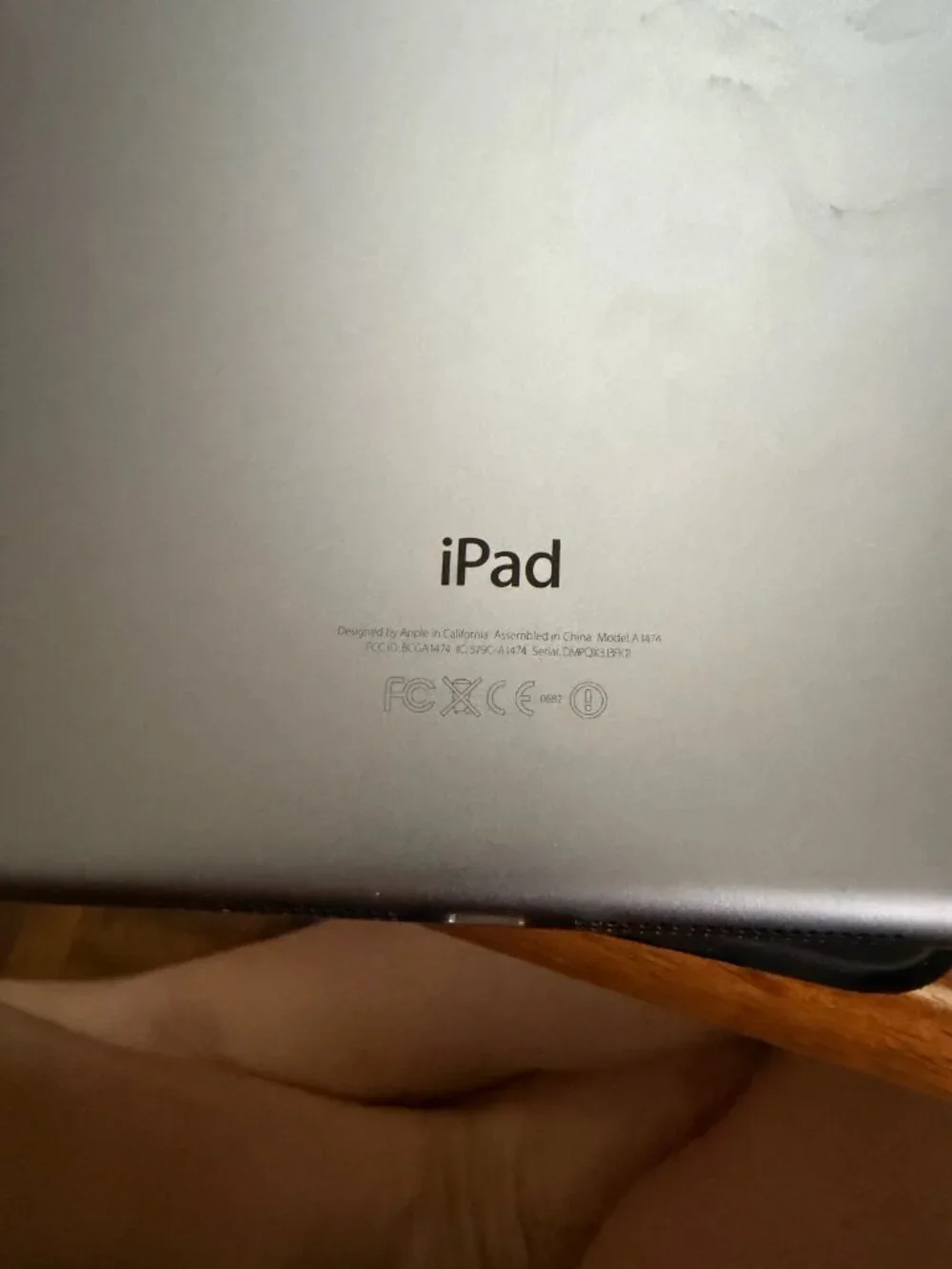 Apple iPad Air (1st Gen, Wi-Fi)